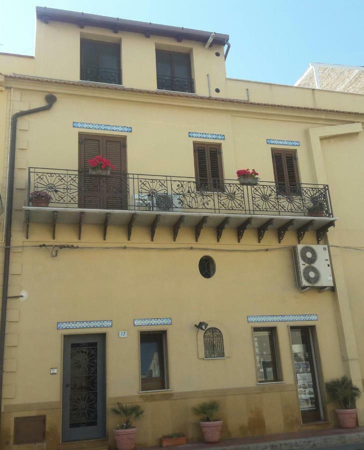 Alma Nua Bed & Breakfast Terrasini Eksteriør bilde